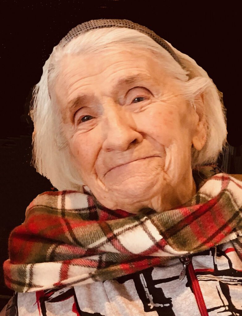 (Trudeau) Gibeault, Léona