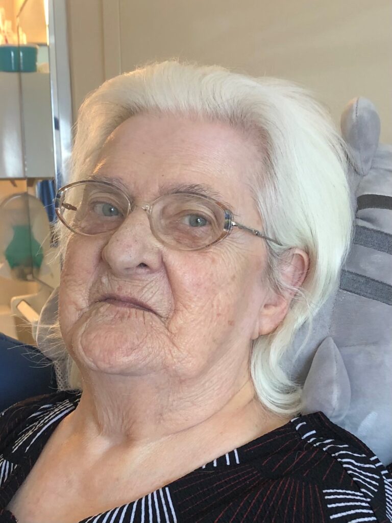 Paré, Irma