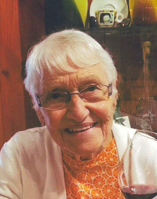Fiola, Jacqueline