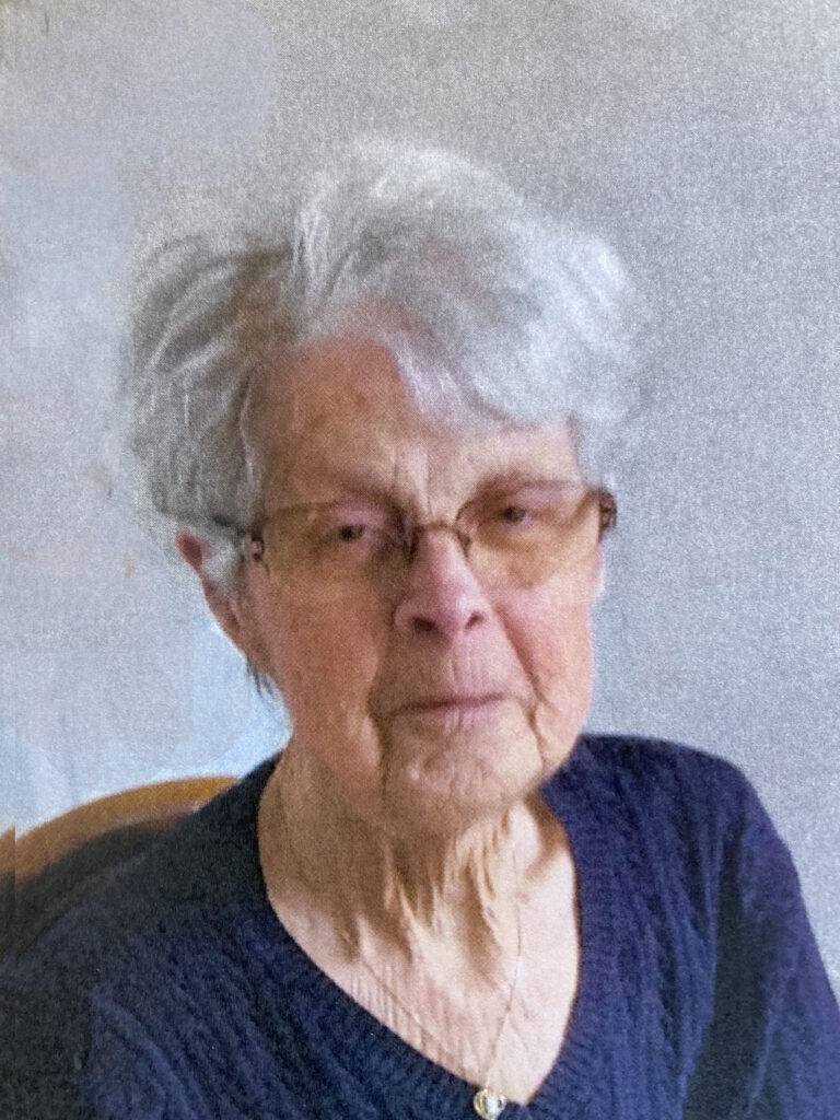 (Custeau) Corbeil , Réjeanne